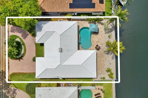 5711 Bayview Drive Fort Lauderdale FL 33308