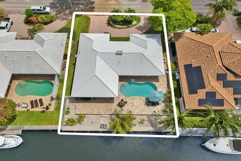 5711 Bayview Drive Fort Lauderdale FL 33308