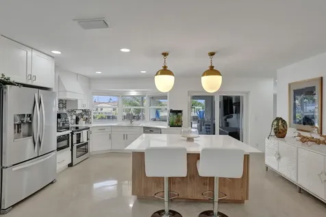 5711 Bayview Drive Fort Lauderdale FL 33308