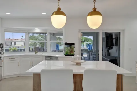5711 Bayview Drive Fort Lauderdale FL 33308