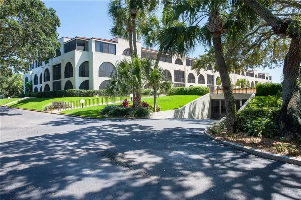 5601 Highway A1a Vero Beach FL 32963