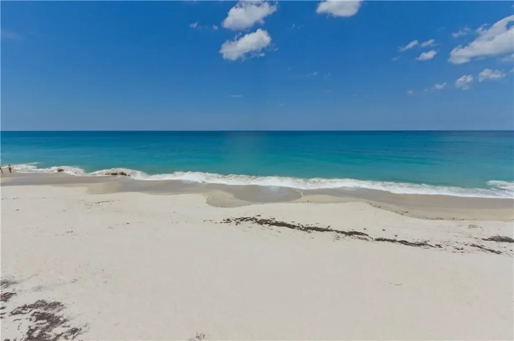 5601 Highway A1a Vero Beach FL 32963