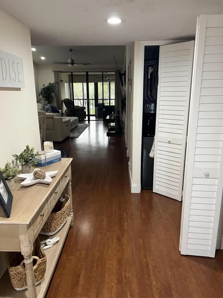 7599 Glendevon Lane Delray Beach FL 33446