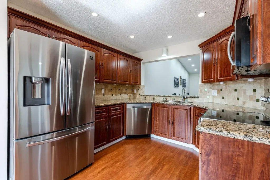 7599 Glendevon Lane Delray Beach FL 33446