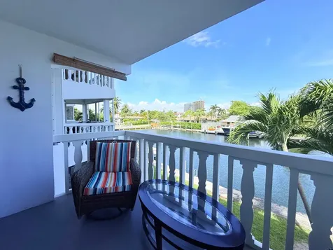 470 Paradise Isle Boulevard Hallandale Beach FL 33009