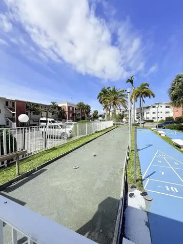 470 Paradise Isle Boulevard Hallandale Beach FL 33009