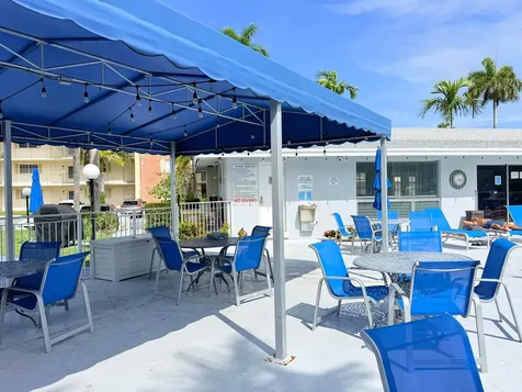 470 Paradise Isle Boulevard Hallandale Beach FL 33009