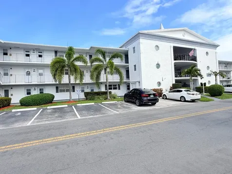 470 Paradise Isle Boulevard Hallandale Beach FL 33009
