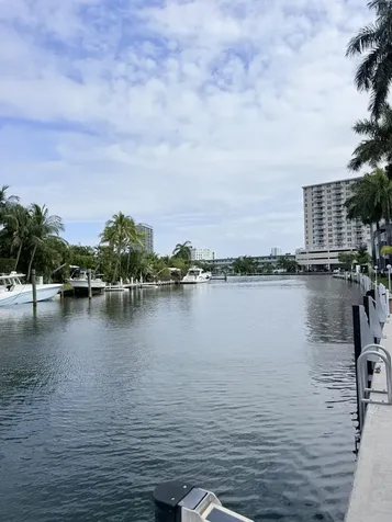 470 Paradise Isle Boulevard Hallandale Beach FL 33009