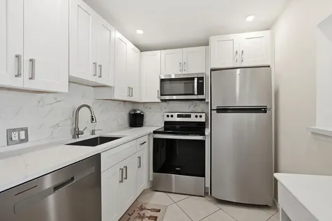 314 Brighton Boca Raton FL 33434