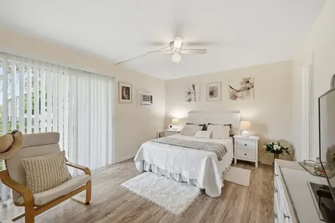 314 Brighton Boca Raton FL 33434