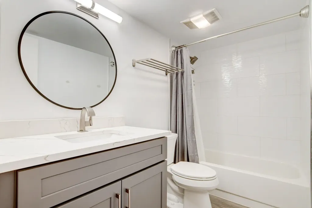 1915 Lavers Circle Delray Beach FL 33444
