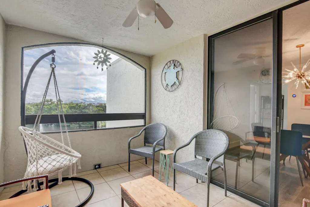 1915 Lavers Circle Delray Beach FL 33444