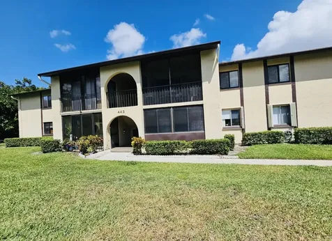 443 Pine Glen Lane Greenacres FL 33463