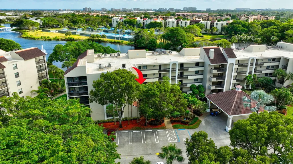1915 Lavers Circle Delray Beach FL 33444