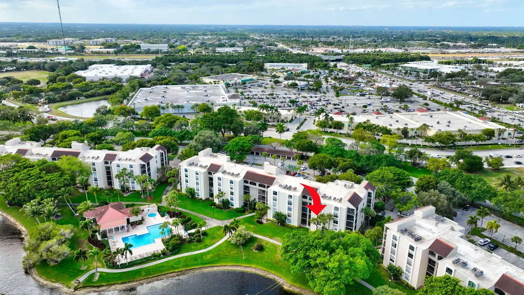 1915 Lavers Circle Delray Beach FL 33444