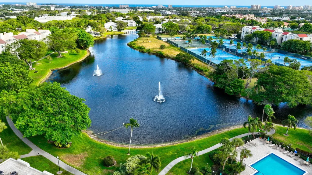 1915 Lavers Circle Delray Beach FL 33444