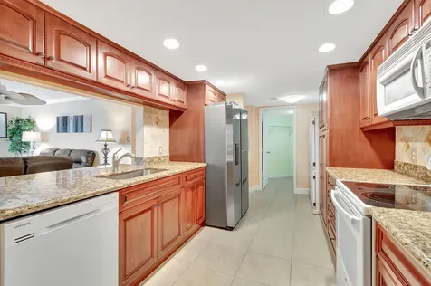 1915 Lavers Circle Delray Beach FL 33444