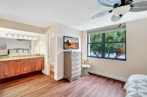 1915 Lavers Circle Delray Beach FL 33444
