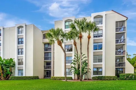 1915 Lavers Circle Delray Beach FL 33444