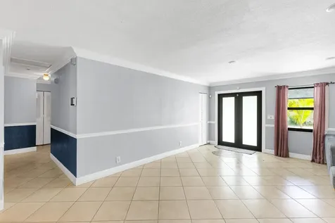 1408 SW 75th Avenue North Lauderdale FL 33068