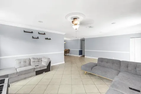 1408 SW 75th Avenue North Lauderdale FL 33068