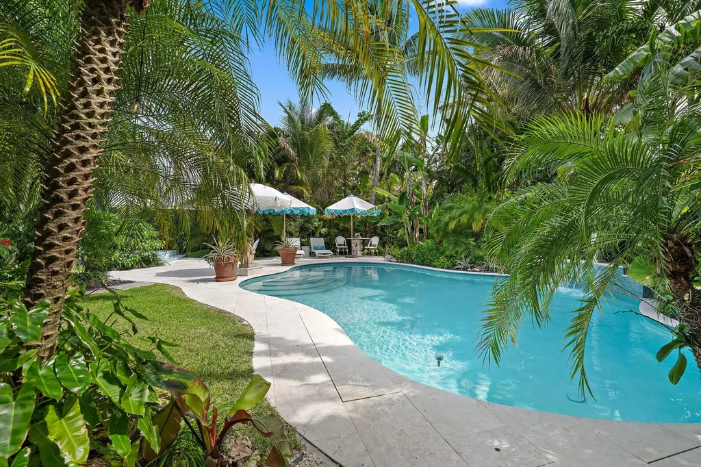 7704 Martin Avenue West Palm Beach FL 33405