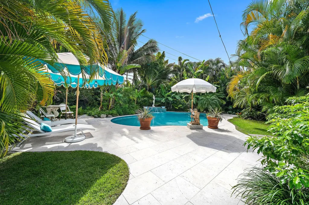 7704 Martin Avenue West Palm Beach FL 33405