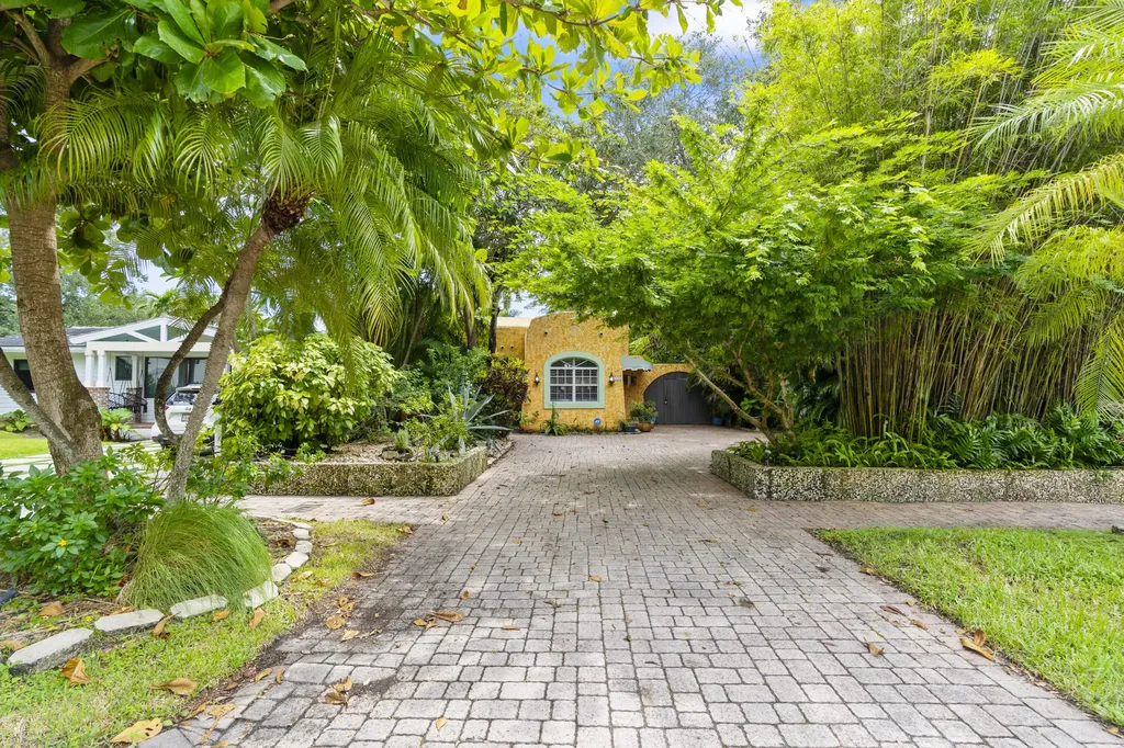 614 SE 5th Court Fort Lauderdale FL 33301