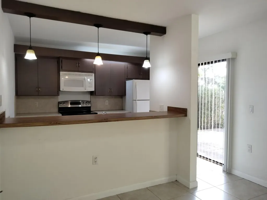 4707 47th Way West Palm Beach FL 33407