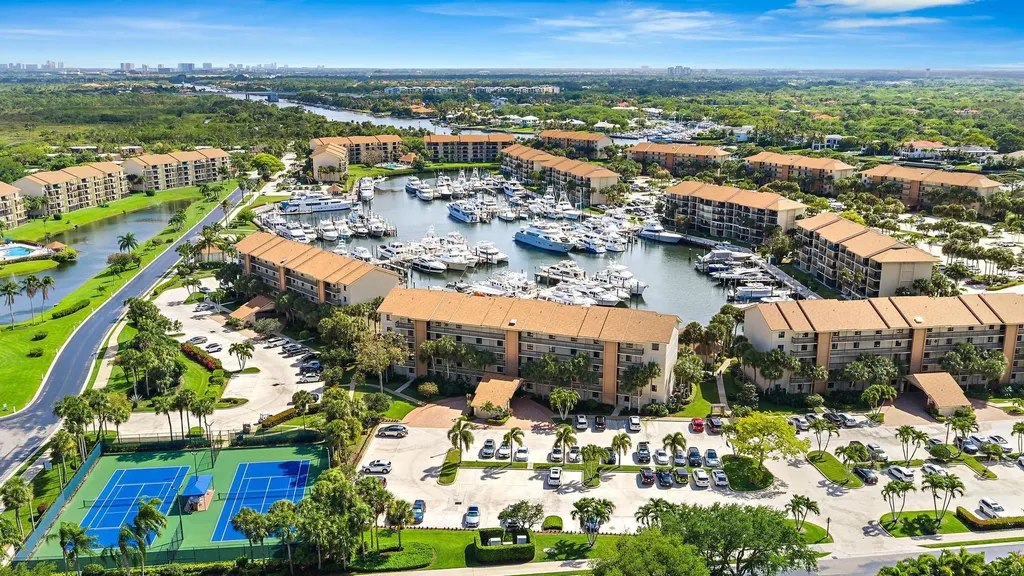 1501 Marina Isle Way Jupiter FL 33477