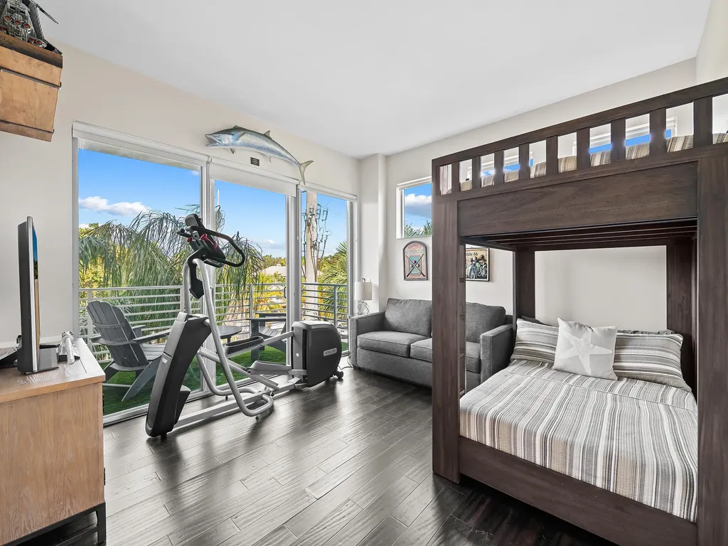 444 Hendricks Isle Fort Lauderdale FL 33301