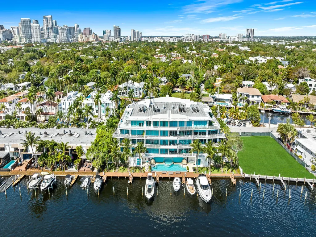 444 Hendricks Isle Fort Lauderdale FL 33301