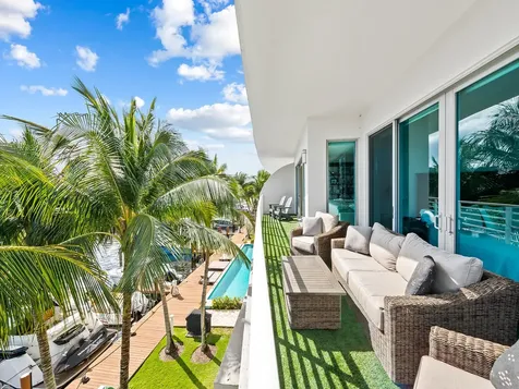 444 Hendricks Isle Fort Lauderdale FL 33301