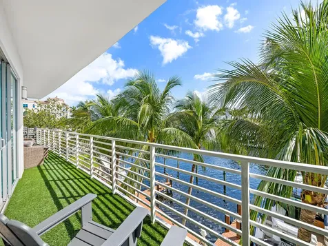 444 Hendricks Isle Fort Lauderdale FL 33301