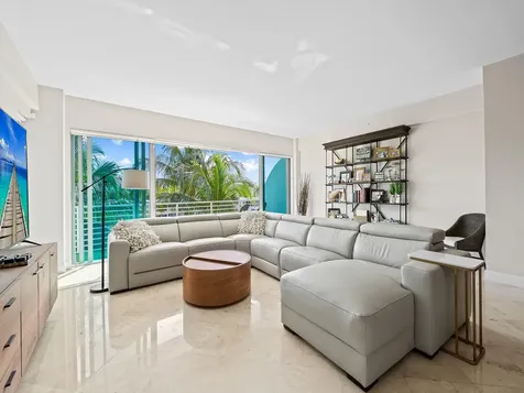 444 Hendricks Isle Fort Lauderdale FL 33301