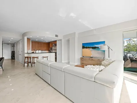 444 Hendricks Isle Fort Lauderdale FL 33301