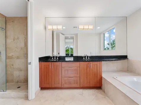 444 Hendricks Isle Fort Lauderdale FL 33301