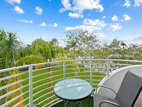 444 Hendricks Isle Fort Lauderdale FL 33301