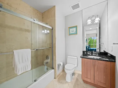 444 Hendricks Isle Fort Lauderdale FL 33301