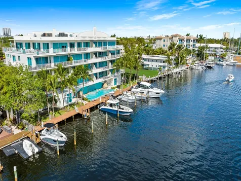 444 Hendricks Isle Fort Lauderdale FL 33301