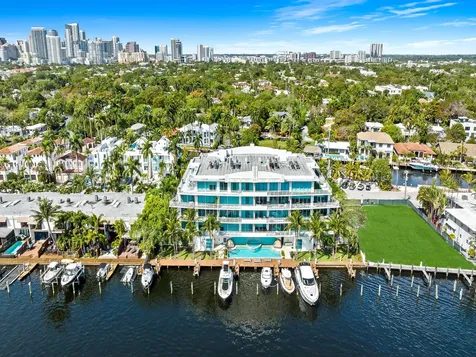 444 Hendricks Isle Fort Lauderdale FL 33301