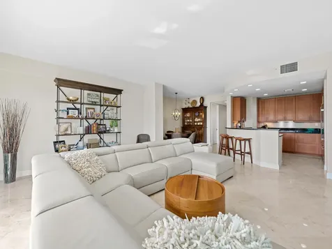 444 Hendricks Isle Fort Lauderdale FL 33301