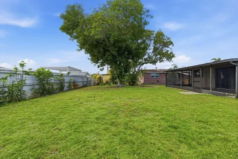 7670 NW 11th Court Pembroke Pines FL 33024