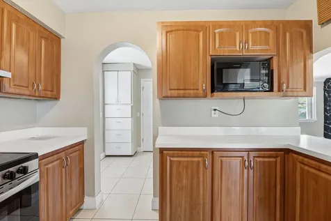 7670 NW 11th Court Pembroke Pines FL 33024