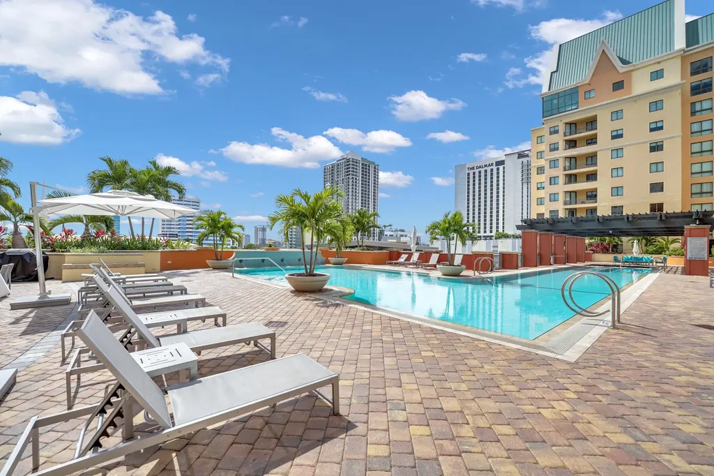 100 N Federal Highway Fort Lauderdale FL 33301