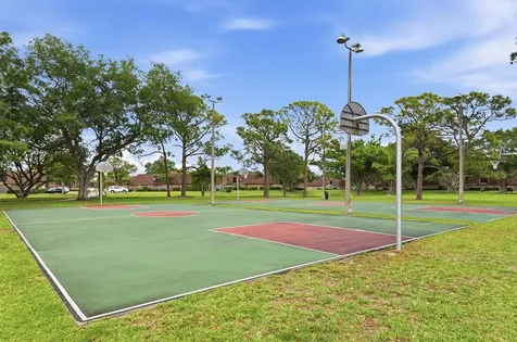 1807 18th Lane Palm Beach Gardens FL 33418