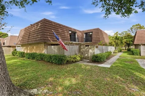 1807 18th Lane Palm Beach Gardens FL 33418