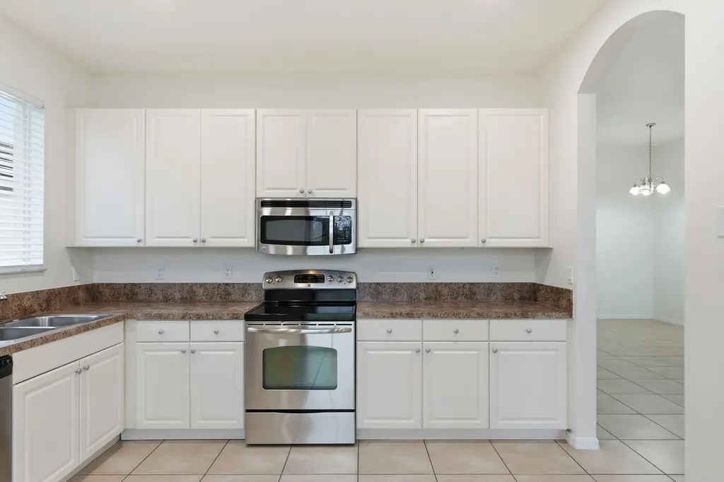 9573 SW Flowermound Circle Port St Lucie FL 34987