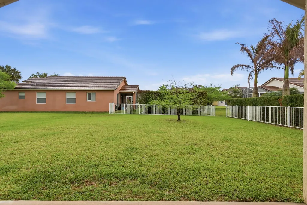 9573 SW Flowermound Circle Port St Lucie FL 34987